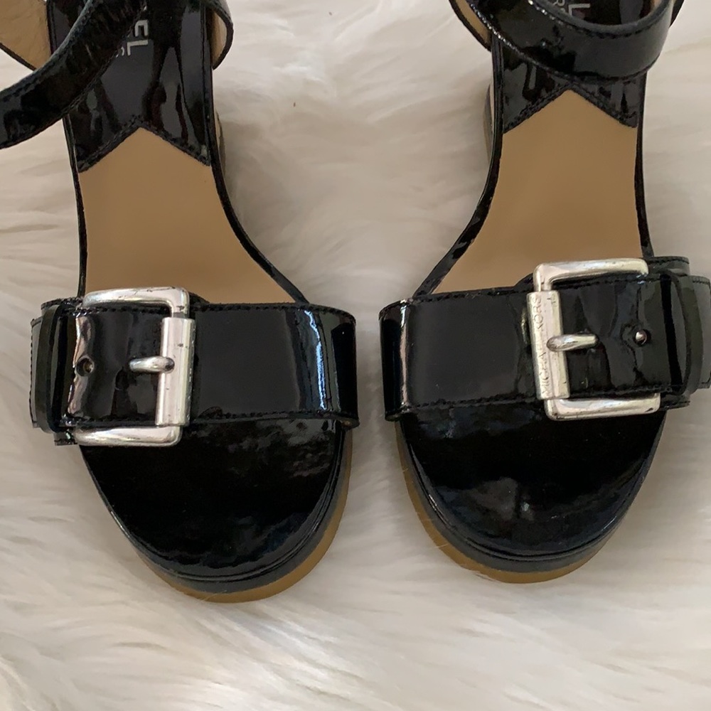 Michael Kors Pacific Wedge Sandal - Worn Once. - Picture 3 of 9